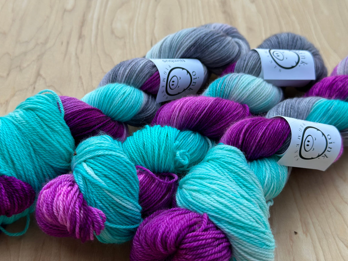 Kiss and Teal - Yarn