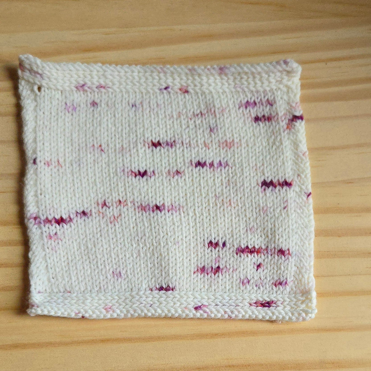 Raisins on a Cake - Yarn