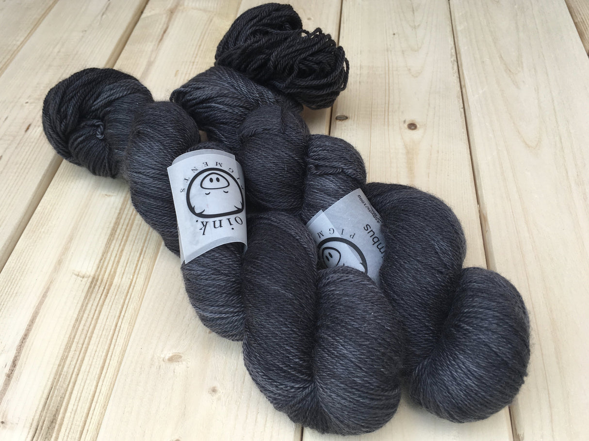The Dark Knitnight - Yarn