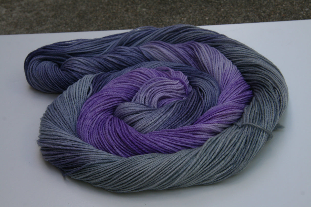 Plum Drum Weekend - Yarn