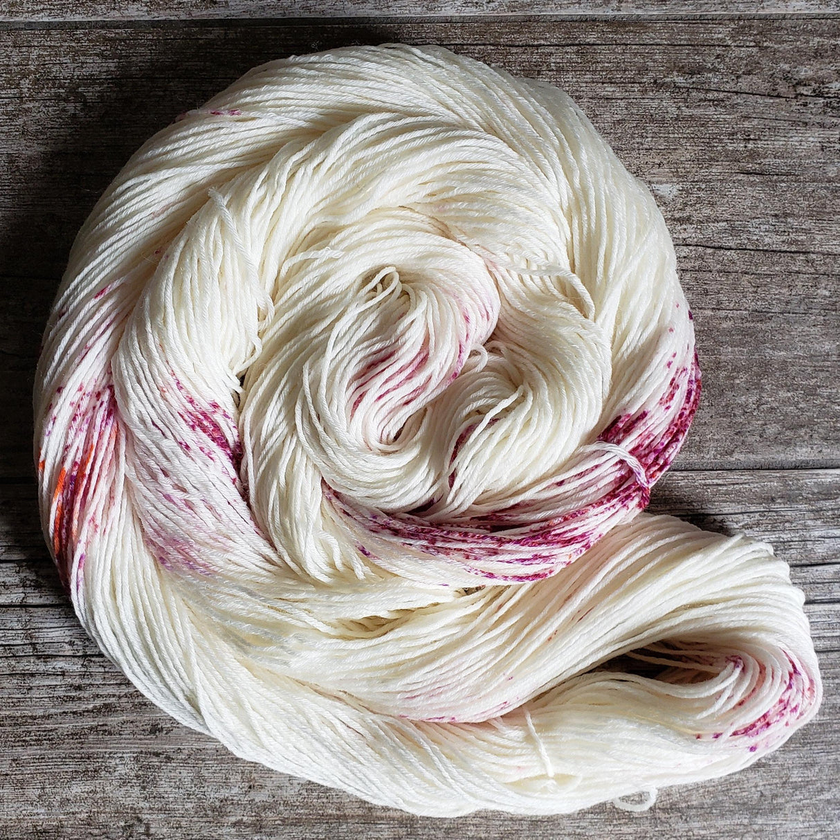 Raisins on a Cake - Yarn