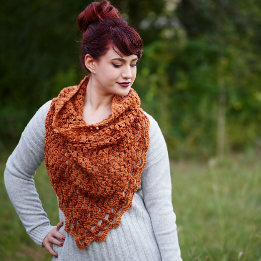 Elemental Triangle Cowl by Lorene Haythorn Eppolite